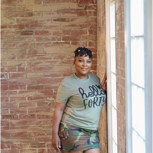 Meet your Posher, Sally